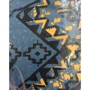 OS LuLaRoe Leggings. Fits size 2-10/12.